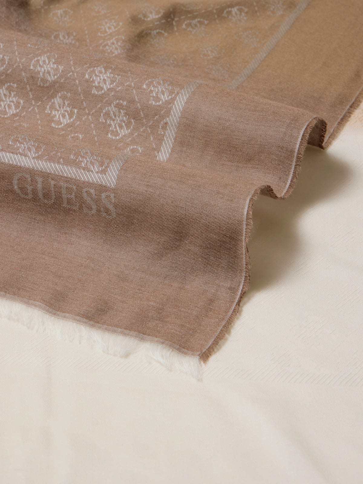 GUESS Foulard Noelle Jacquard AW5485VIS03 Donna